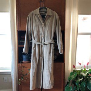 London Fog Women’s Trench Coat, Size 6